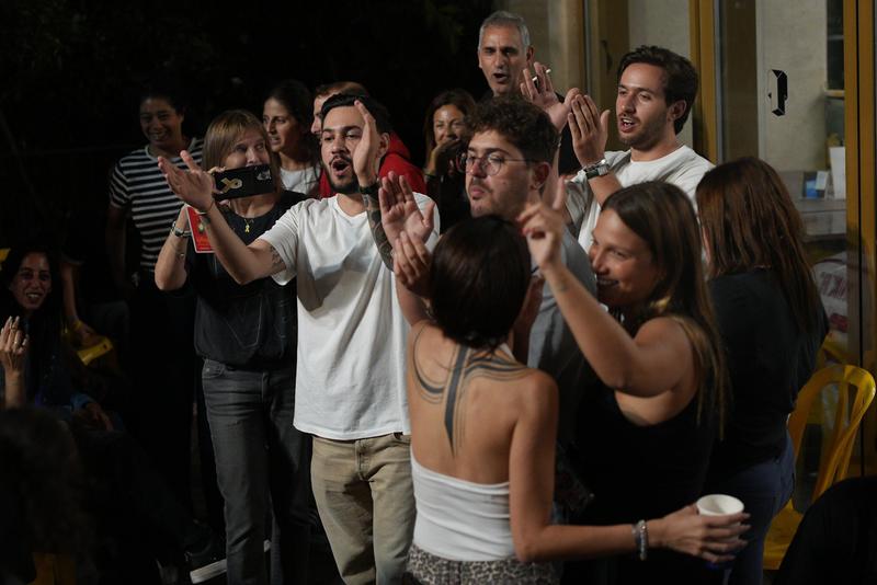 What do we know about the hostage-ceasefire deal between Israel and Hamas?