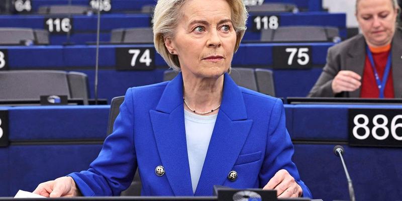 Die Parteien der Mitte im EU-Parlament fördern die radikal Rechten und Linken