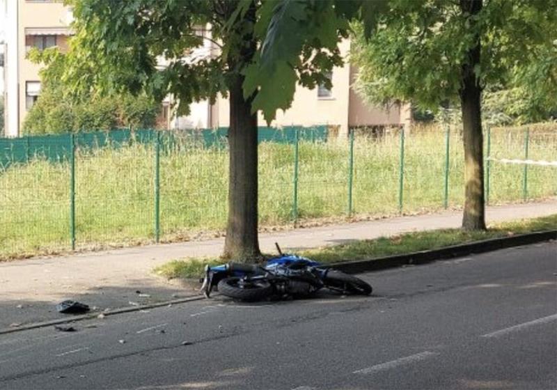 Tragico incidente in moto a Seregno: morta ragazza di 17 anni /