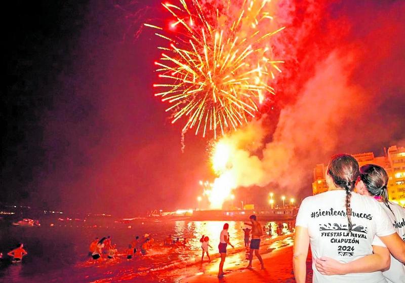 Octubre de la Luz y la Naval