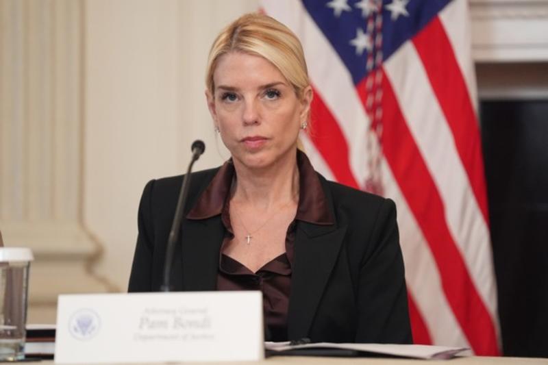 The Networks Promote Democrats vs. 'Combative' Pam Bondi The Networks Promote Democrats vs. 'Combative' Pam Bondi