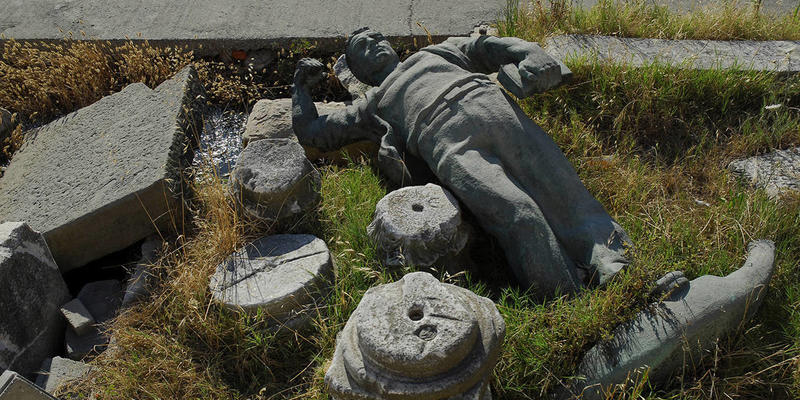 The Prisoner of Memory