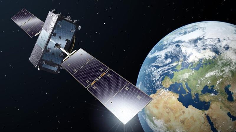 Internet de máquinas de guerra, visión infrarroja… La industria espacial catalana halla nichos de actividad en la defensa