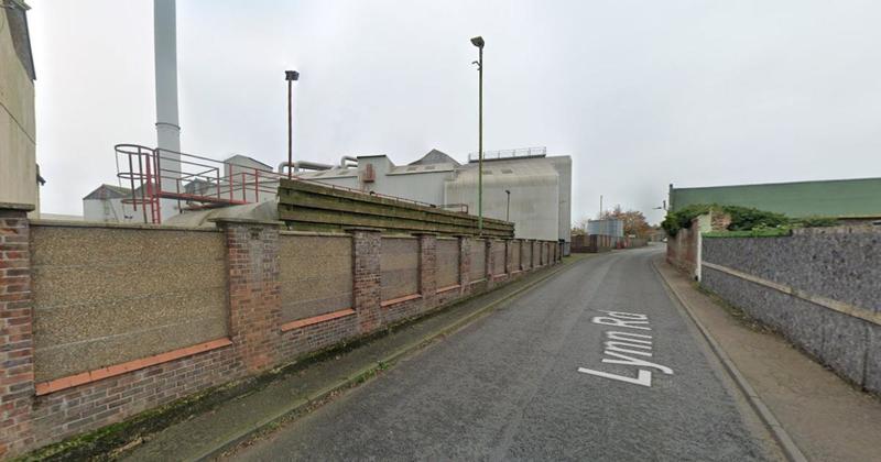 Contractor airlifted to hospital after fall from feed mill