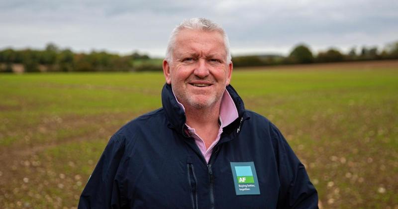 Farmers warned to order fertiliser now or risk potential shortages in spring
