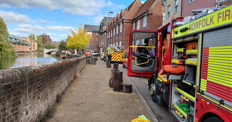 Emergency services rush to river after man seen entering water