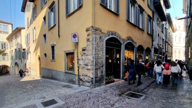 Bergamo, ripartono i lavori sulla Corsarola. E in Colle Aperto arriva la pietra