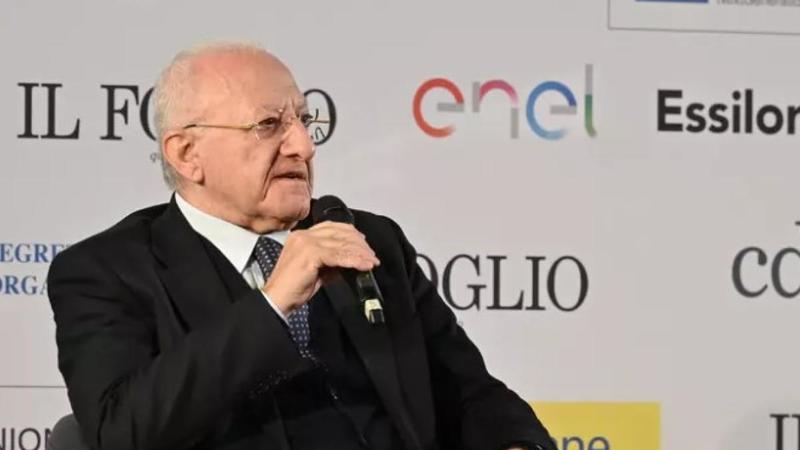 De Luca: Â«In CampaniaÂ la mia lista Ã¨ un'opportunitÃ  per chi Ã¨ contro il Reddito.Â FarÃ² politica altri 25 anniÂ»
