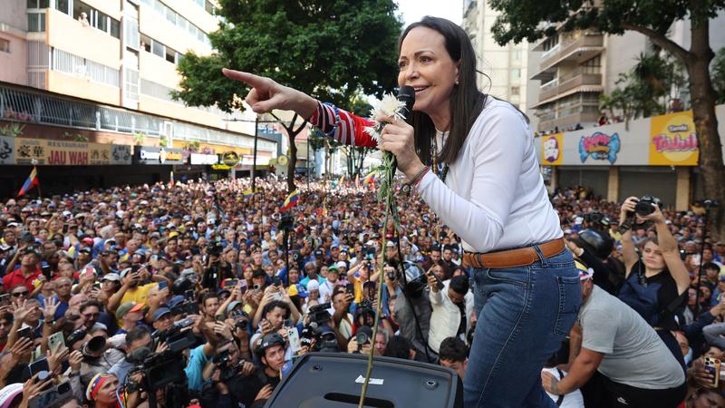 Nobel para María Corina expõe para o mundo a farsa lulista de defesa da democracia