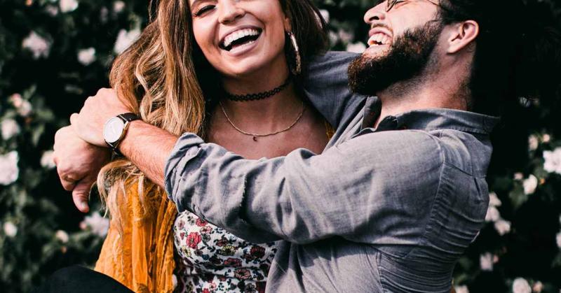 2 Ways Laughter Makes Love Stronger