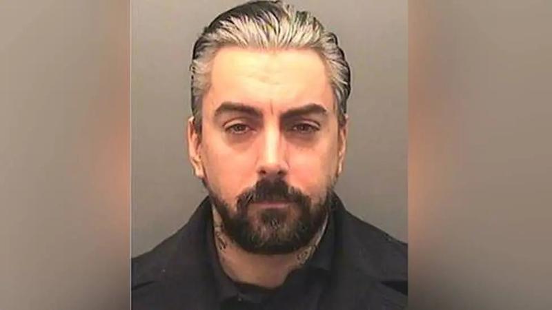 How was Ian Watkins killed in prison? How was Ian Watkins killed in prison?