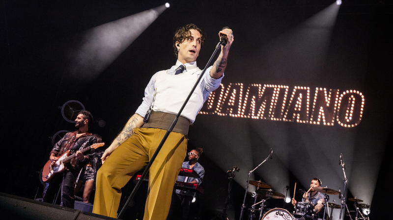 Più lacrime e meno rock, così Damiano David riconquista la sua Roma