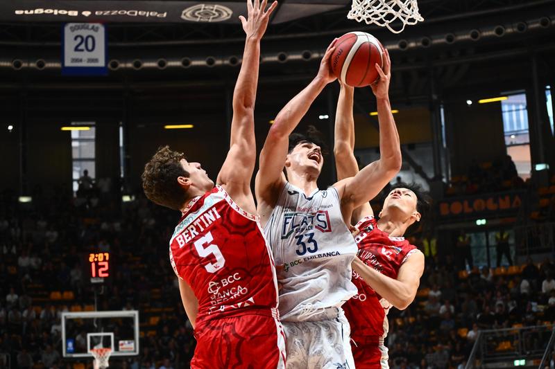 Pesaro esce con i 2 punti in tasca dal Paladozza contro la Fortitudo