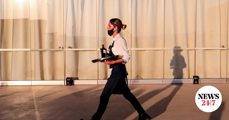 Μας πέρασε και η Βουλγαρία. Γιατί οι μισθοί στην Ελλάδα είναι χαμηλοί;