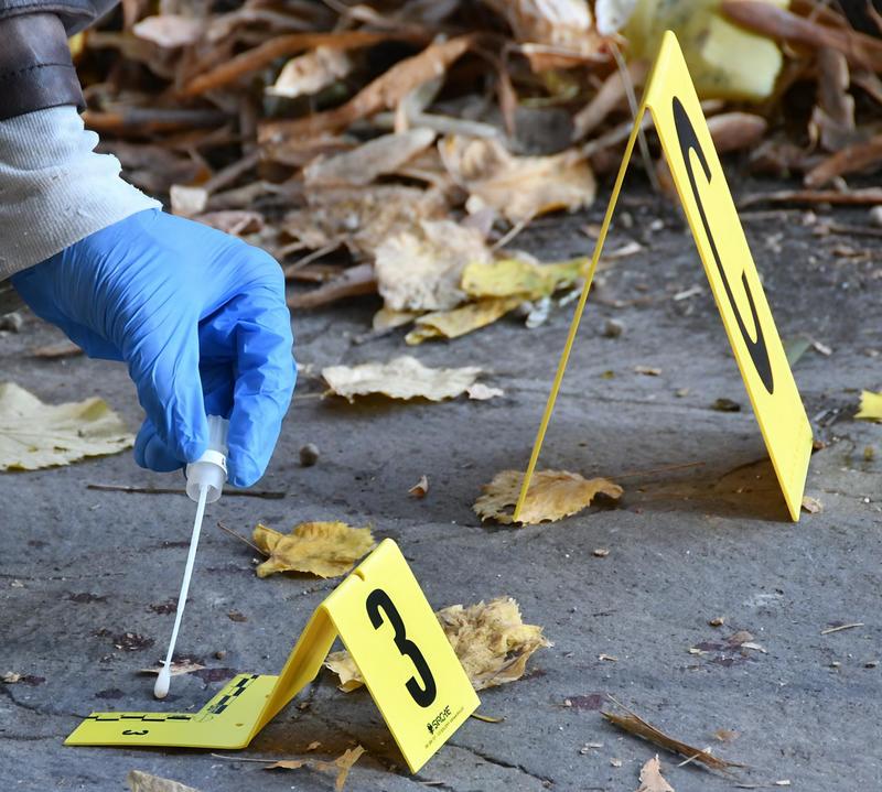 Drammatico appuntamento. Dovevano chiarirsi, poi i fendenti. Uno dei 17enni aveva già armi