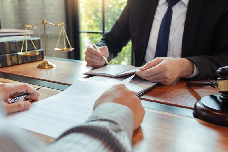 Rischi e insidie delle polizze per gli avvocati: una convenzione posta a tutela della professione