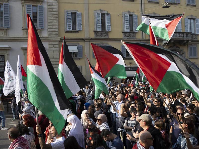 La protesta a oltranza delle piazze spiazzate