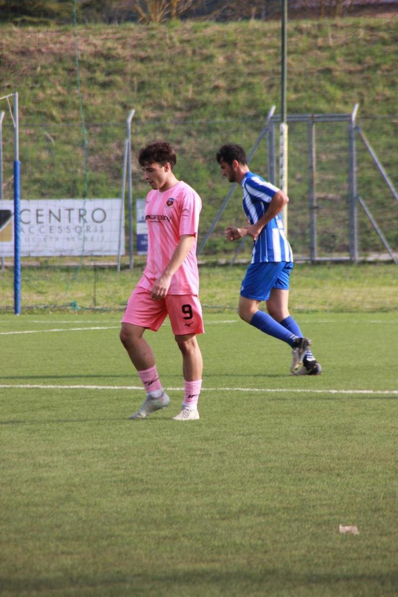 La Sangiustese colpisce e allunga il passo. E’ di Grassi il gol che vale i tre punti