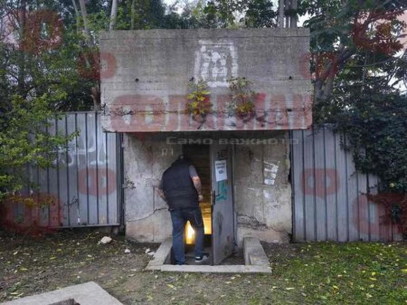 Знаете ли какво има зад тази врата