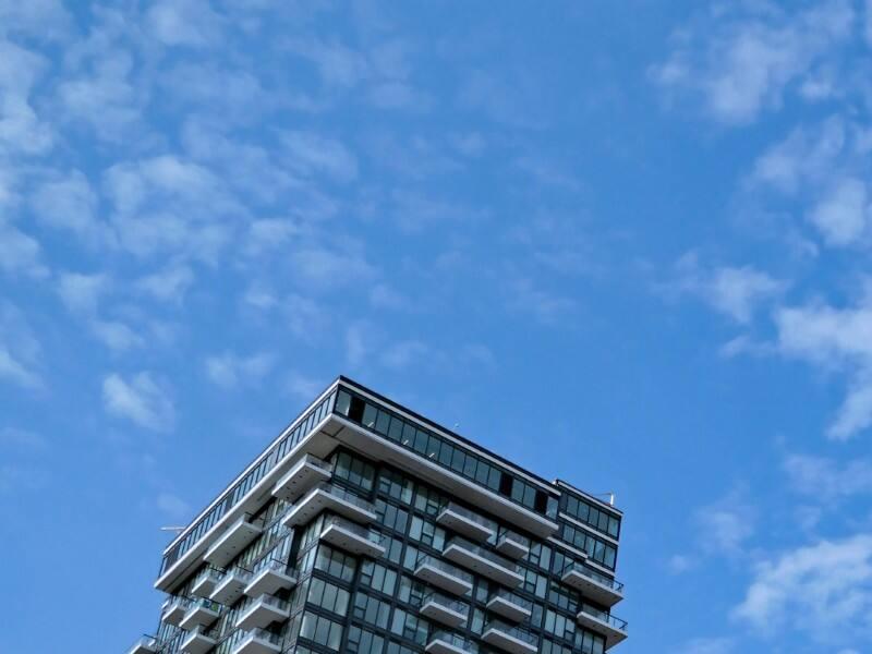 Le logement doit être la priorité