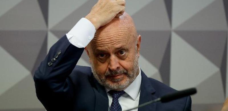 Porsches, joias e eletrônicos: Careca do INSS teve mais de R$ 6 mi em gasto