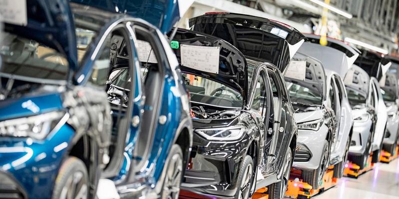 Grüne Verbotspolitik richtet unsere Industrie zugrunde? Ein Propagandaschmäh!