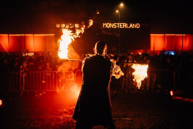 Fabri Fibra al Monsterland Halloween Festival all’Autodromo di Imola