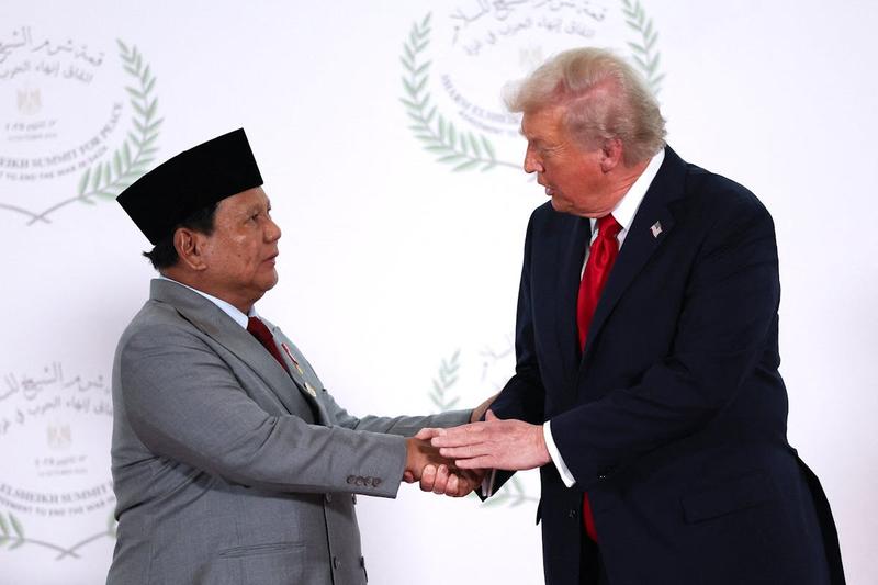 World Leader Caught on Hot Mic Asking Trump for Meeting With His Son