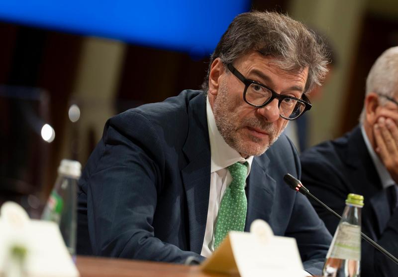Manovra, le nuove misure: Irpef giù, bonus edilizi prorogati, niente plastic e sugar tax /