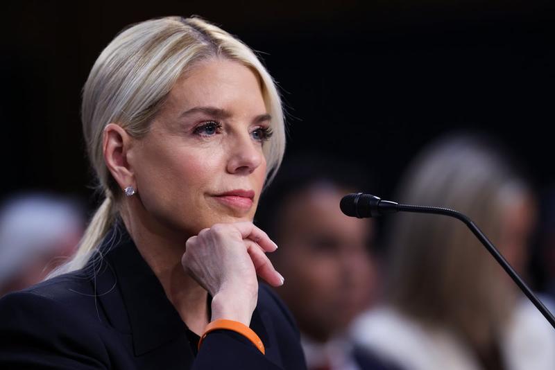 Meta Caves to Pam Bondi and Takes Down ICE-Tracking Facebook Page
