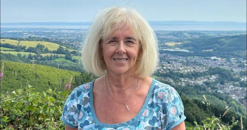 MP praises work of Newport dogs shelter and discusses licences