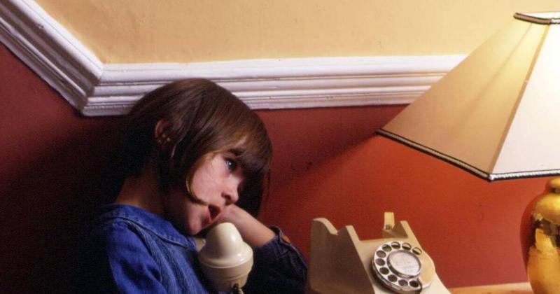 Kathriona Devereux: My alternative to a smartphone, a ‘retro’ landline for my child