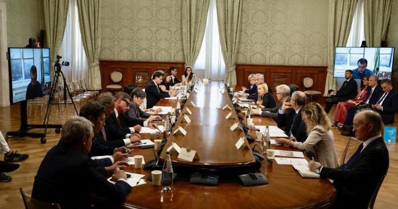 Legge delega sul salario minimo: bene la contrattazione collettiva