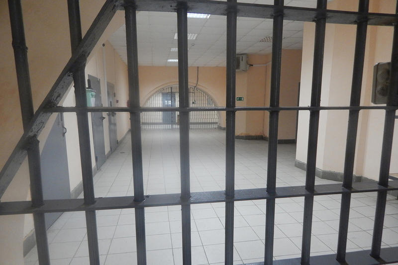 «Подвесил на крючок к потолку»: страшная исповедь героини фильма о домашнем насилии