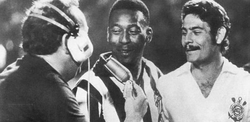 Santos x Corinthians é um clássico de rivalidade que sempre me marcou