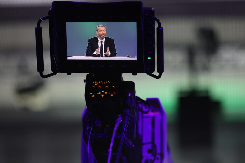 ΠΑΣΟΚ: Ώρα να κοιταχτούν όλοι στον καθρέφτη — όχι μόνο ο Ανδρουλάκης