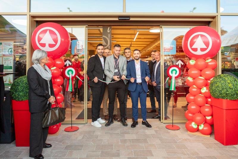 Inaugurato il nuovo supermercato Eurospar a Carpi: “Un negozio di vicinato a tutti gli effetti”