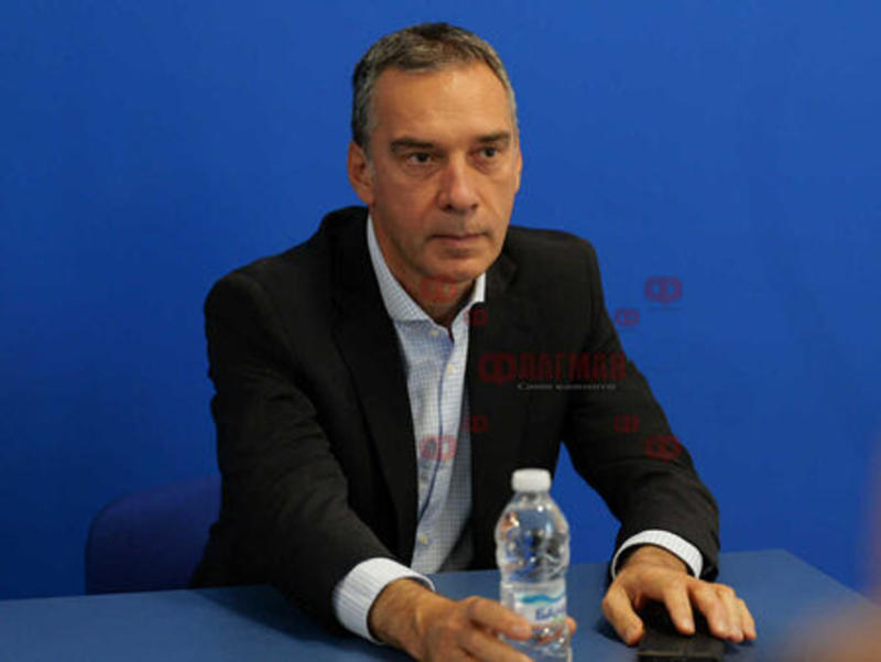 Димитър Николов отговори на всички въпроси, свързани с ремонтите по инфраструктурата в бургаския кв. Сарафово