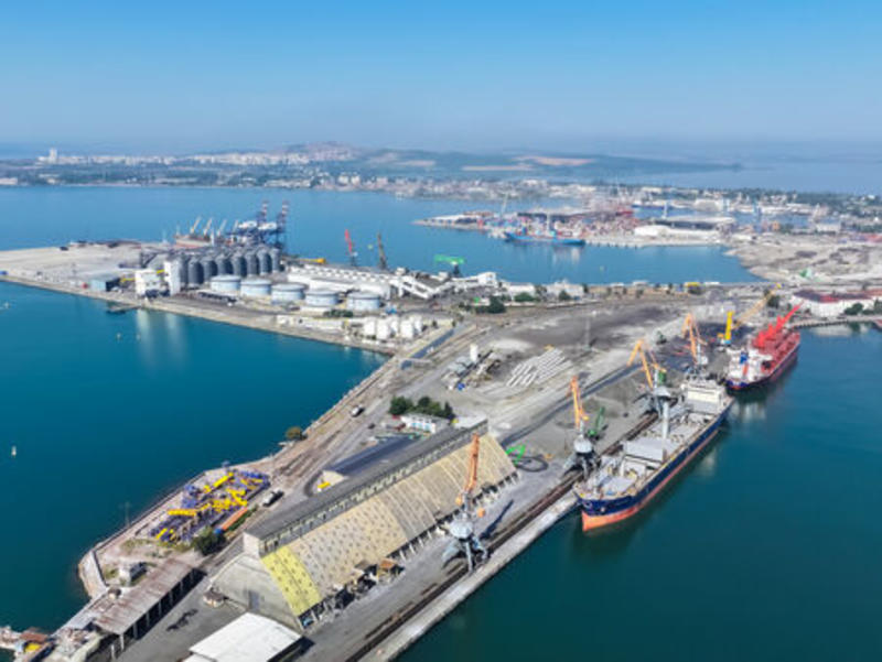 От дървения кей до най-големия порт в България - историята на Бургаското пристанище