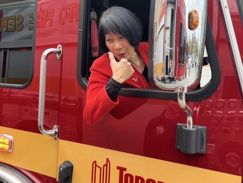 LILLEY: Toronto needs serious mayor to replace bat-flipping Chow