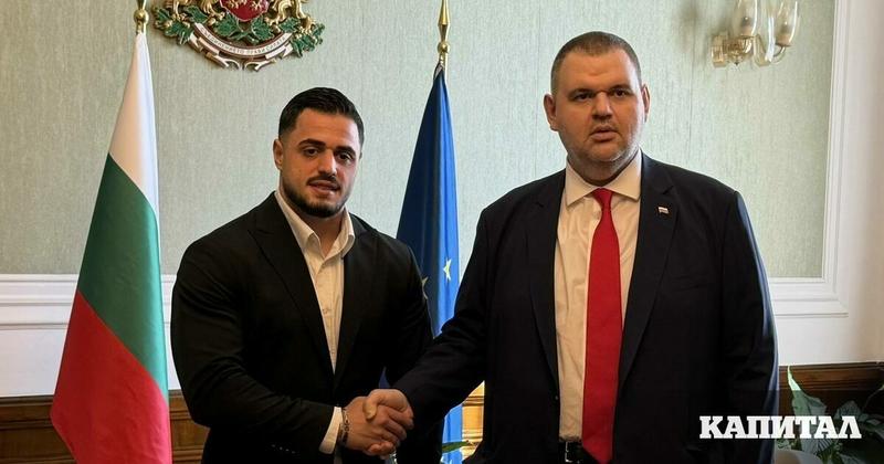 Медийна сергия | Оставете щангите и целунете пръстена, г-н Насар