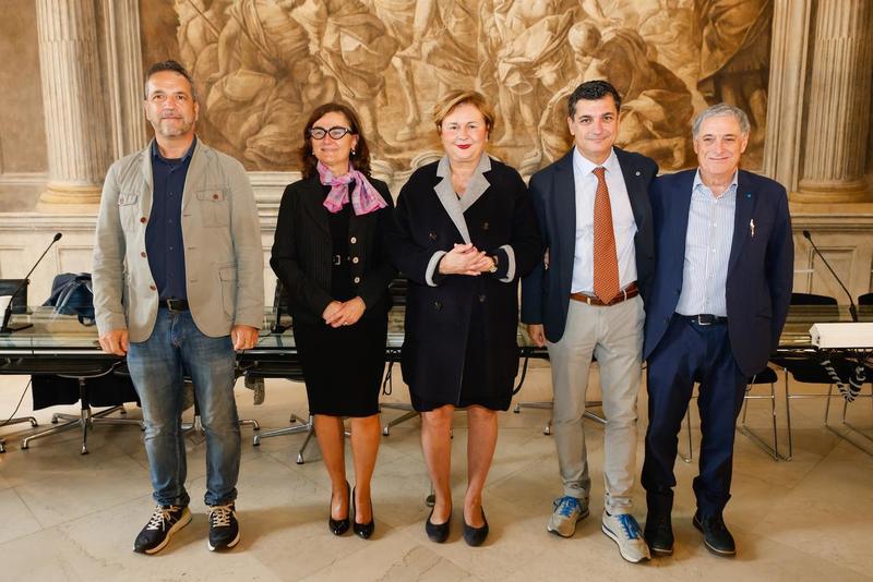 Il contratto dei metalmeccanici. Guidi-Palombella, duello sul welfare: 