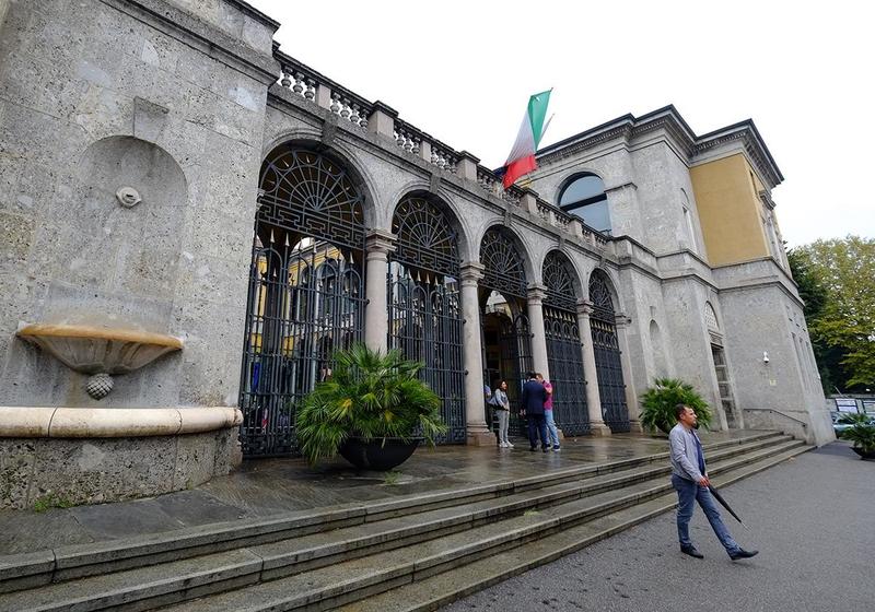 La legge anti-suicidi libera un ex barista da 208mila euro di debiti: accolta la liquidazione controllata