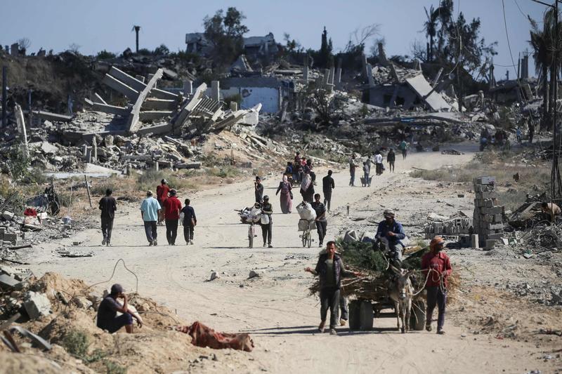 Gaza, il valico di Rafah resta chiuso: “Sarà aperto più avanti”. Altissima tensione per la mancata restituzione dei corpi