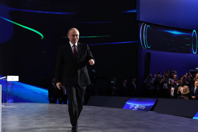 Из «ненадежной Европы» к «ответственным покупателям»: энергоресурсы идут на юг