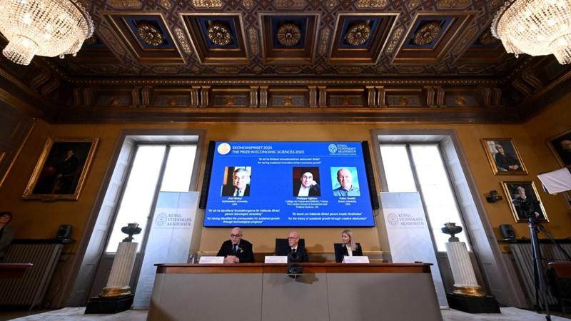 Nobel de Economia 2025 adverte: a revolução da IA já está sem controle