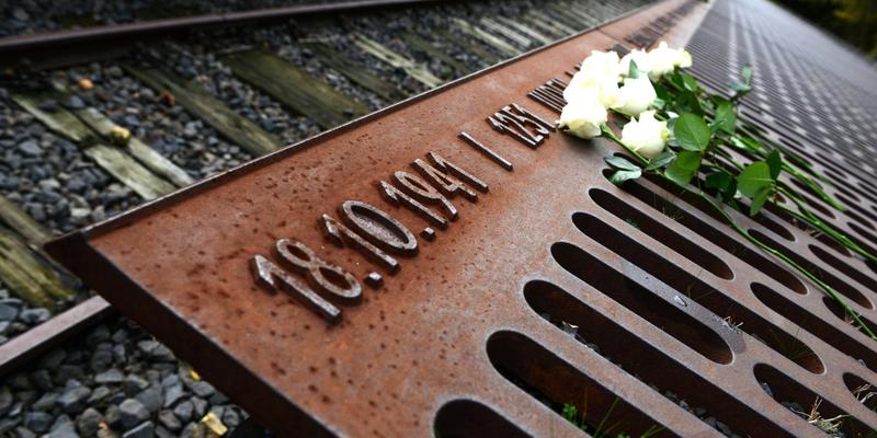 Gedenken an erste Deportationen aus Berlin am «Gleis 17» Gedenken an erste Deportationen aus Berlin am «Gleis 17»