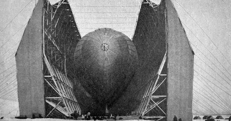 Høsten 1925 fikk tømmer­mester Ferdinand Arild et oppdrag de fleste ville sagt nei til. Han svarte ja, og bygde seg inn i polar­his­to­rien.