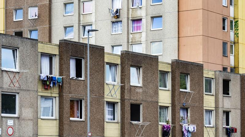 Wie der Staat Bürgergeld-Beziehern das Geld für Mietwucher aus der Tasche zieht Wie der Staat Bürgergeld-Beziehern das Geld für Mietwucher aus der Tasche zieht