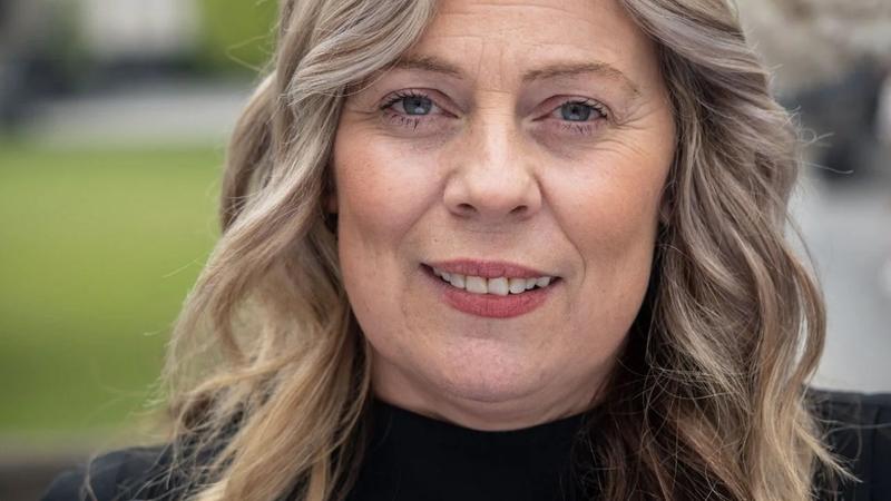 Armut | Ein Leben, das keiner aushalten sollte: Katriona O’Sullivan erzählt davon Armut | Ein Leben, das keiner aushalten sollte: Katriona O’Sullivan erzählt davon